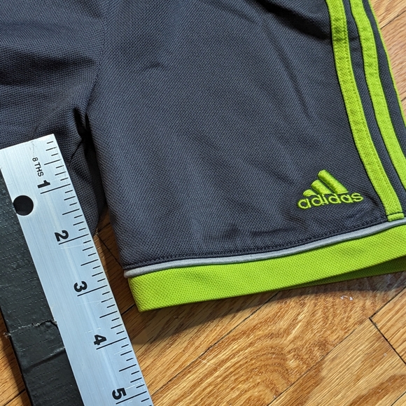 ✨20%of✨ Adidas Shirts Boys 24 mo kid Grey Gray gym running Outdoor active school - Picture 7 of 12